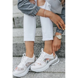 Încălțăminte de sport albă de la Tia multicolor 1