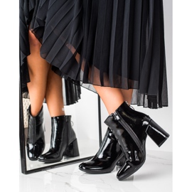 Lucky Shoes Cizme lăcuite pe stâlp negru 2