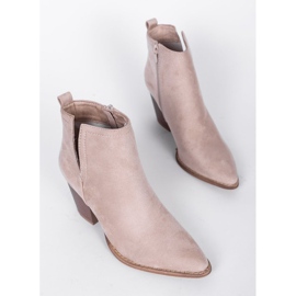 Botine bej pe postarea lui Ginny 1