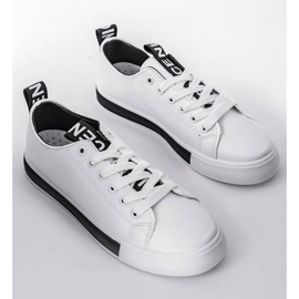 Adidași albi de la Alison pe talpă plană negru 1