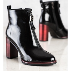 S. BARSKI Cizme lăcuite cu stil S.BARSKI negru 2 S. BARSKI Cizme lăcuite cu stil S.BARSKI negru 2