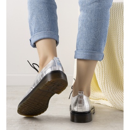 Oxfords de argint în modelul pielii de crocodil Flaure 2