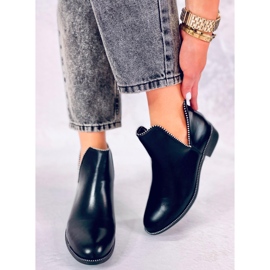 Cizme decupate negre Y8191 Negre negru 2 Cizme decupate negre Y8191 Negre negru 2