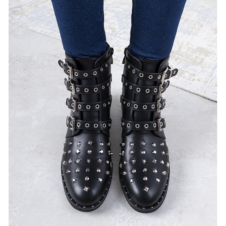 Cizme de damă negre, bogat decorate, de la Meier negru 1 Cizme de damă negre, bogat decorate, de la Meier negru 1