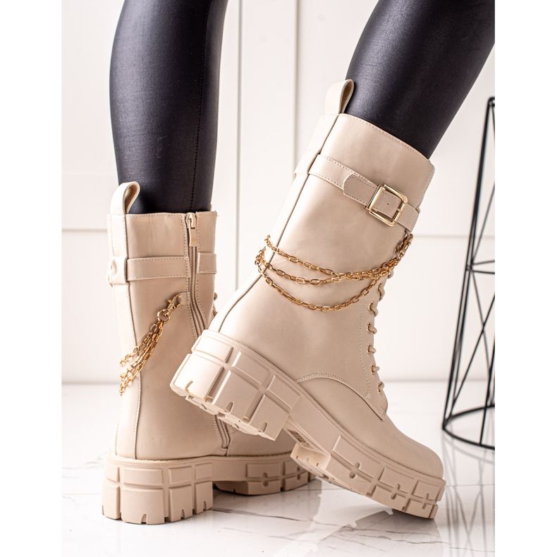 Seastar Muncitori înalți cu un lanț bej 1