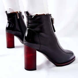 S.Barski Cizme negre de damă lacuite pe un post Cofton negru 1