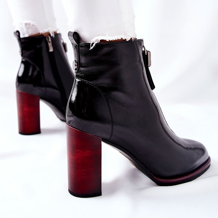 S.Barski Cizme negre de damă lacuite pe un post Cofton negru 1