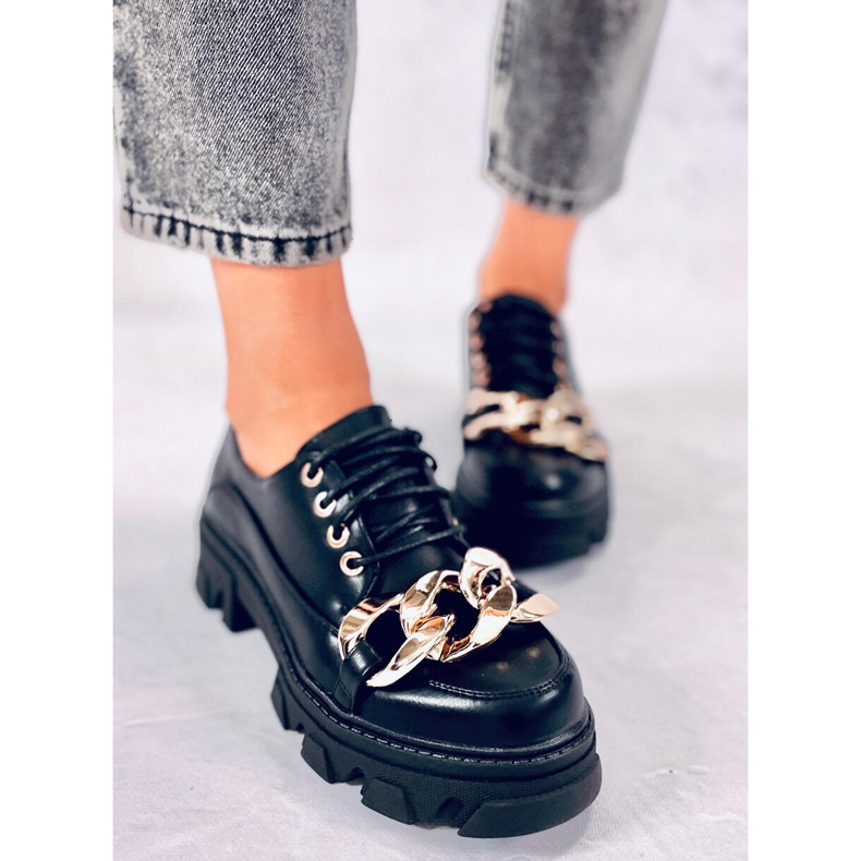 Pantofi de dama Tony Black cu lant negru 2