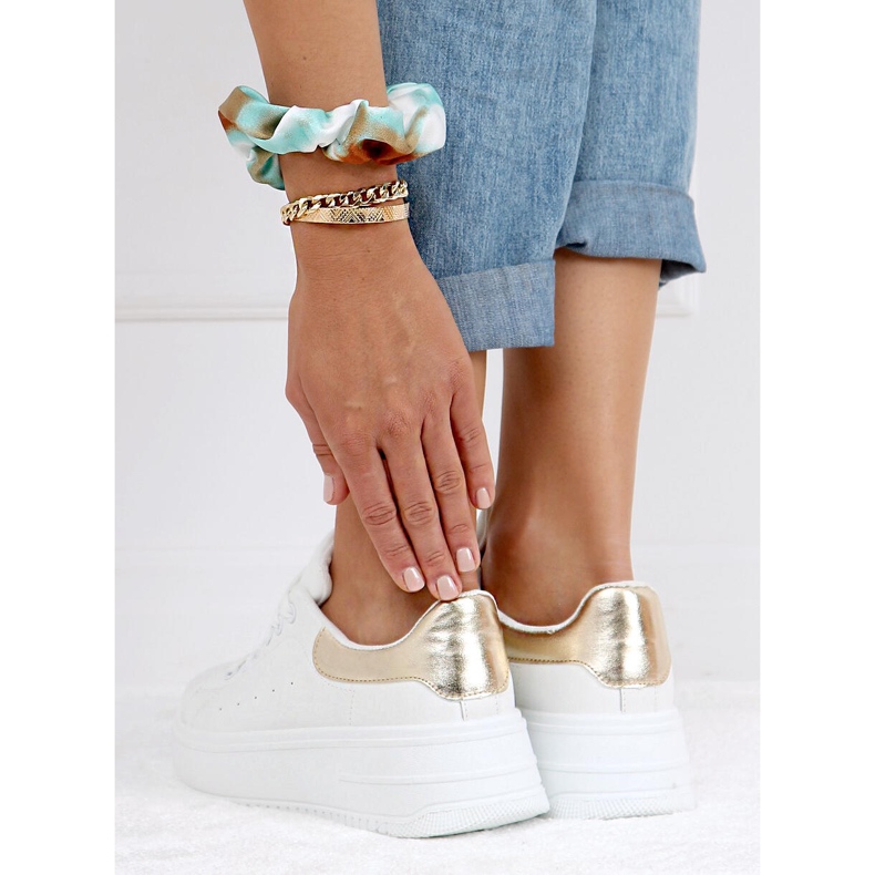 Adidași de damă albi T0YD8240-5 ALB / AUR de aur 1