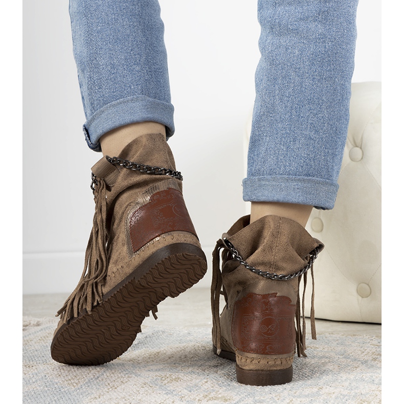 Cizme dama bej în stil boho Maral 1