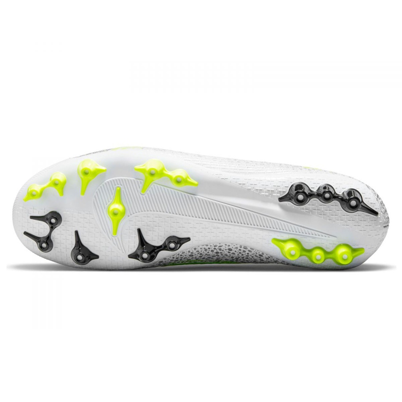 Pantofi de fotbal Nike Superfly 8 Academy Ag M CV0842-107 argint 1