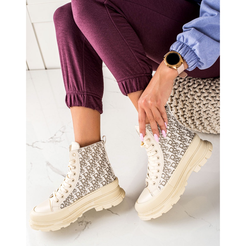 TRENDI Adidași de modă de înaltă culoare bej 1