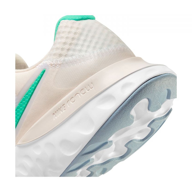 Pantofi de alergare Nike Renew Run 2 W CU3505-106 multicolor 2