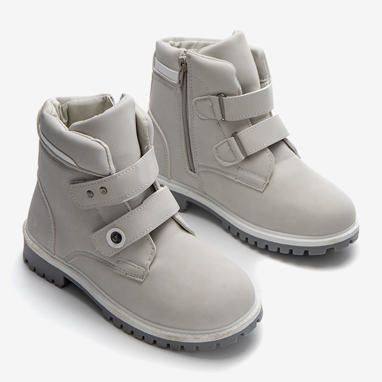 Capcanii gri pentru copii ai lui Marcil 1