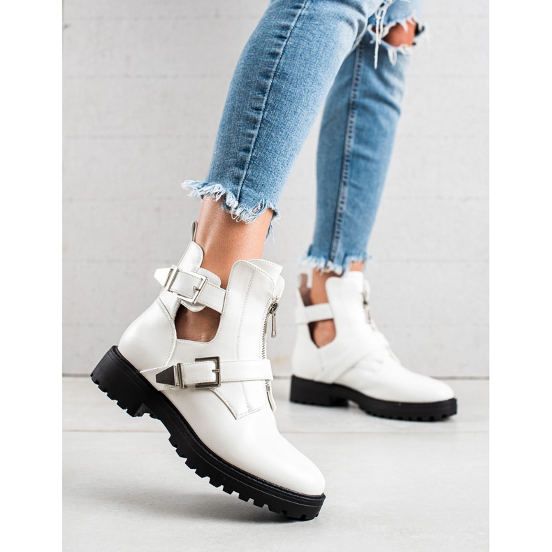 Bestelle Lucrători de modă albă 1