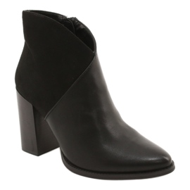 Ghete pe stâlp Negru Filippo DBT1575 / 21 BK 1