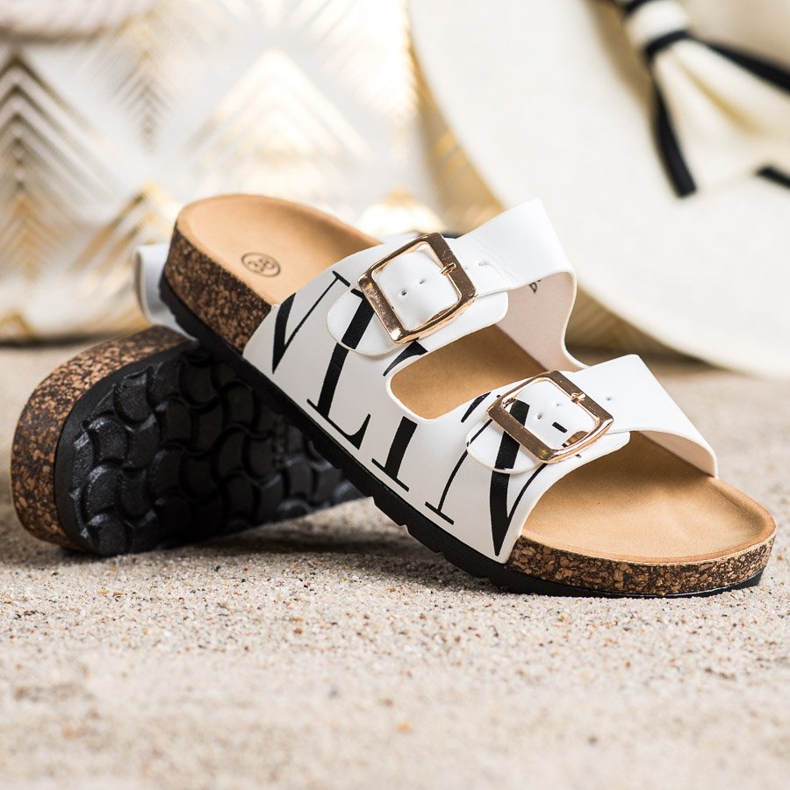 Flip-flops albi confortabili din piele ecologica 1