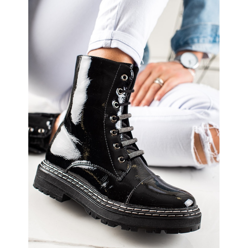 Cizme lăcuite la modă negru 1