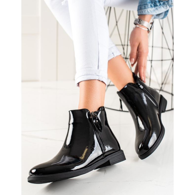 TRENDI Cizme clasice lacuite negru 2