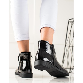 TRENDI Cizme clasice lacuite negru 1