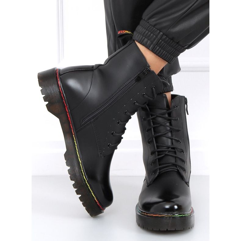 Martensiaki cu firul colorat Ohio Black negru 2