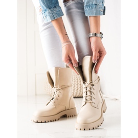 TRENDI Trapperi înalți clasici bej 1 TRENDI Trapperi înalți clasici bej 1