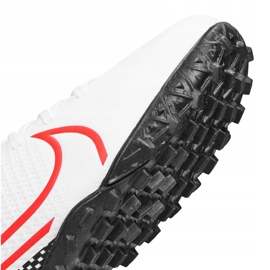 Pantofi de fotbal Nike Vapor 13 Academy Tf Jr AT8145-160 alb 1 Pantofi de fotbal Nike Vapor 13 Academy Tf Jr AT8145-160 alb 1