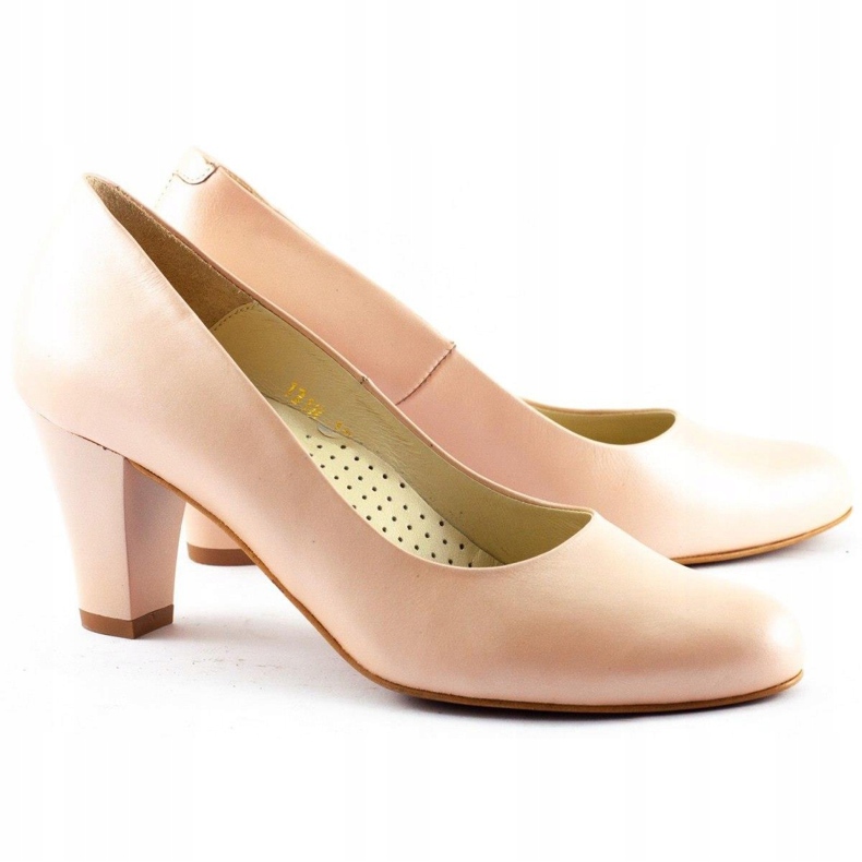 Clasicco Pompe pentru femei pe post 1318 roz pudră 2