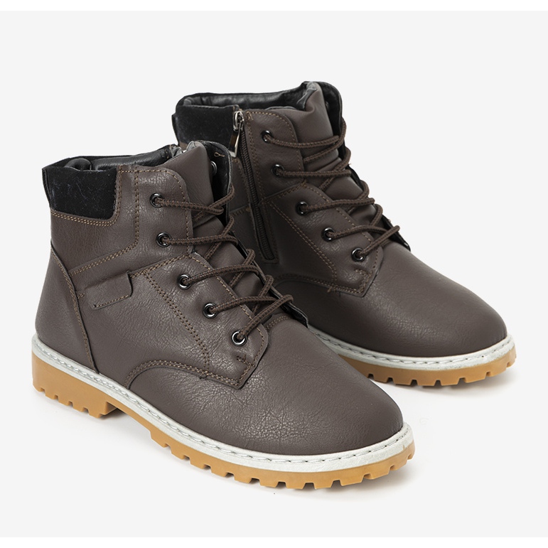 Cizme de drumeție pentru bărbați, maro, izolate 1 Cizme de drumeție pentru bărbați, maro, izolate 1