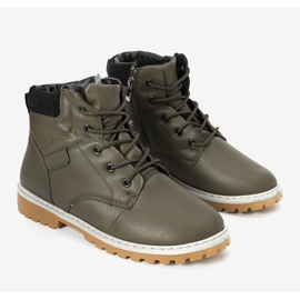 Cizme pentru bărbați, verzi, izolate, de la Adrien verde 1 Cizme pentru bărbați, verzi, izolate, de la Adrien verde 1