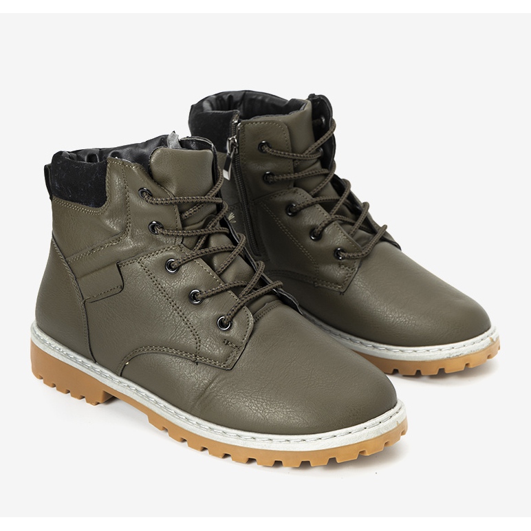 Cizme pentru bărbați, verzi, izolate, de la Adrien verde 1 Cizme pentru bărbați, verzi, izolate, de la Adrien verde 1