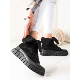 TRENDI Cizme, Adidași Cu Piele De Oaie negru 1