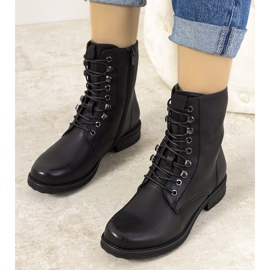 Cizme izolate negre de la Muro negru 1 Cizme izolate negre de la Muro negru 1