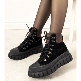 Pantofi de dama negri, izolati, cu siret de la Calabresi maro 1