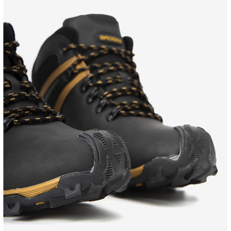 Pantofi sport izolați pentru bărbați Black Barry negru galben 1