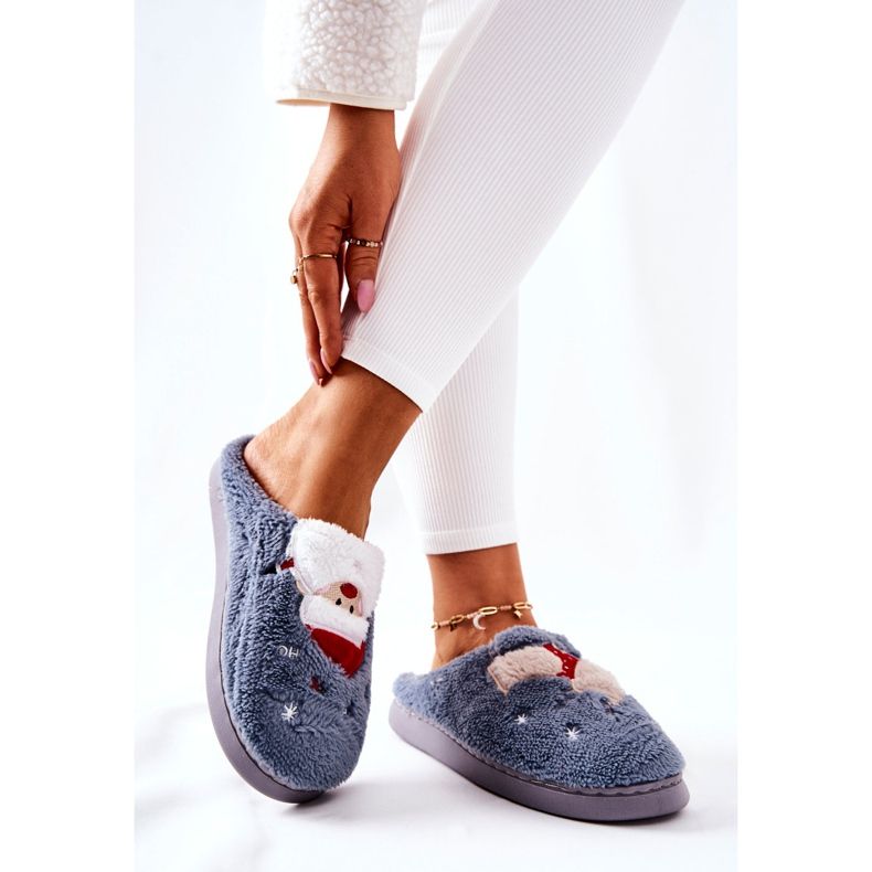 WJ1 Papuci de Craciun Mos Craciun si ren gri 2