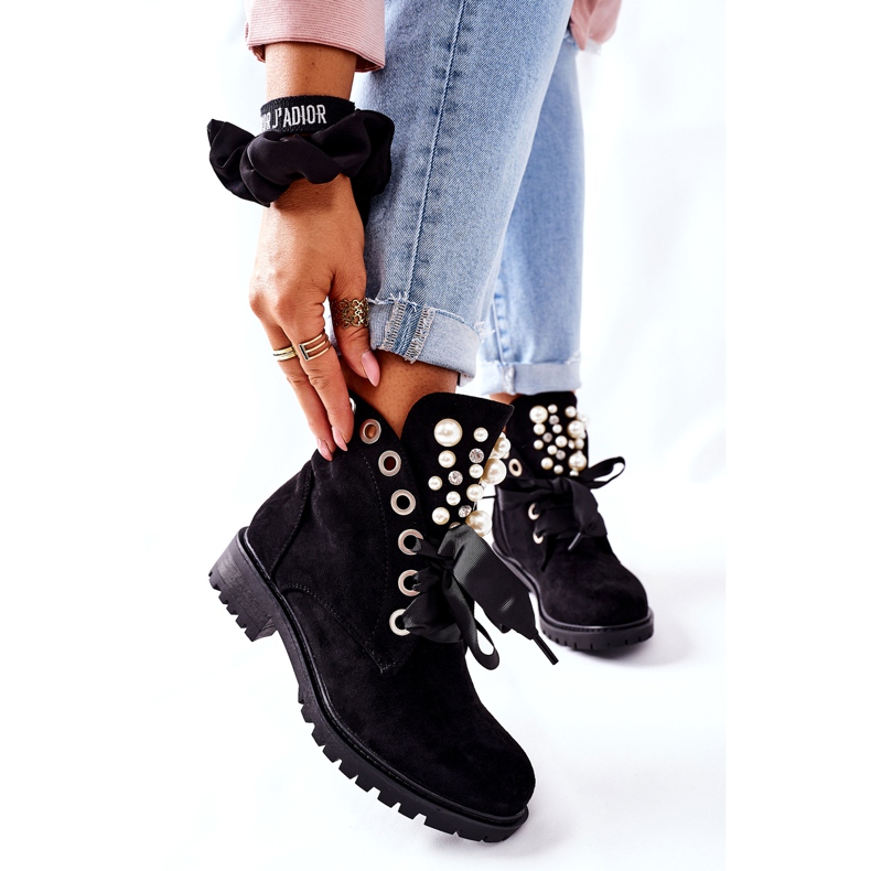 FI1 Cizme din piele de căprioară cu perle și panglică neagră Perla negru 1