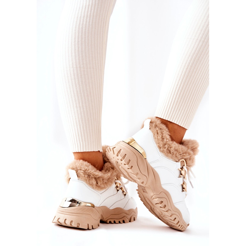 PM1 Pantofi sport izolați din piele alb și bej strălucitor 3