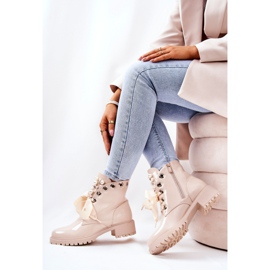 PL4 Lucratori Calzi Lacuiti Cu Perle Bej 1