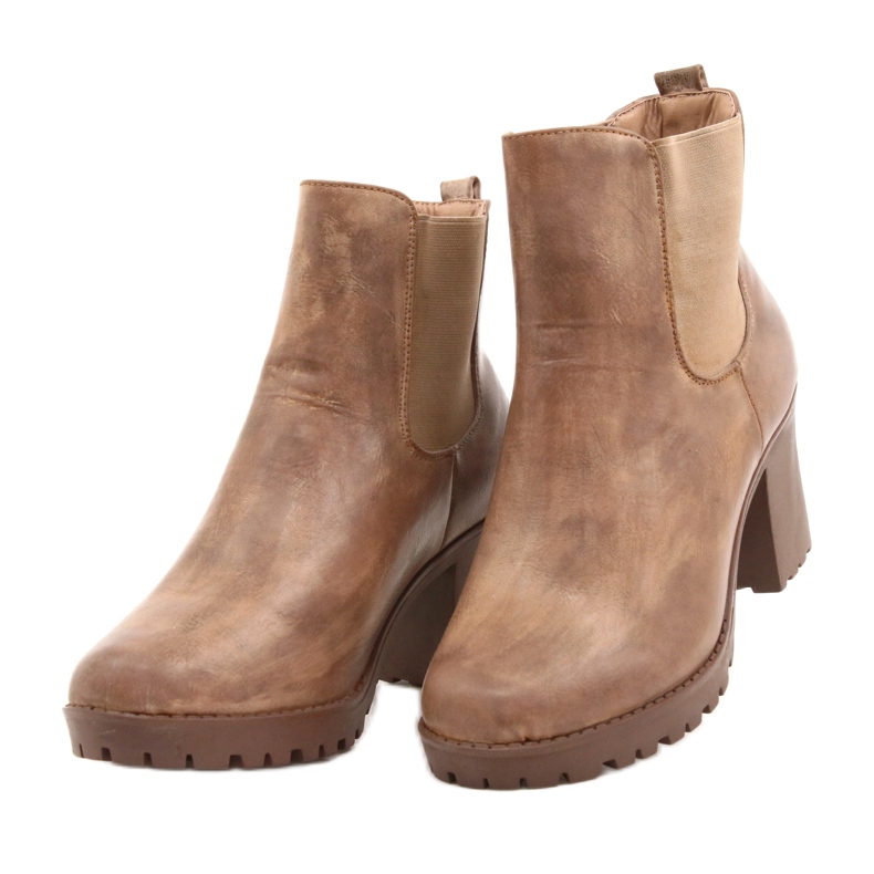 Cizme bej pe postul Auger maro 2