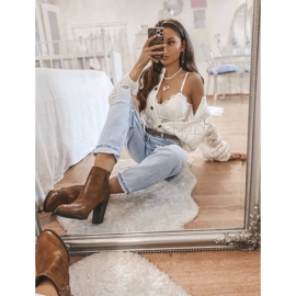 Botine maro pe postul Zahara 1 Botine maro pe postul Zahara 1