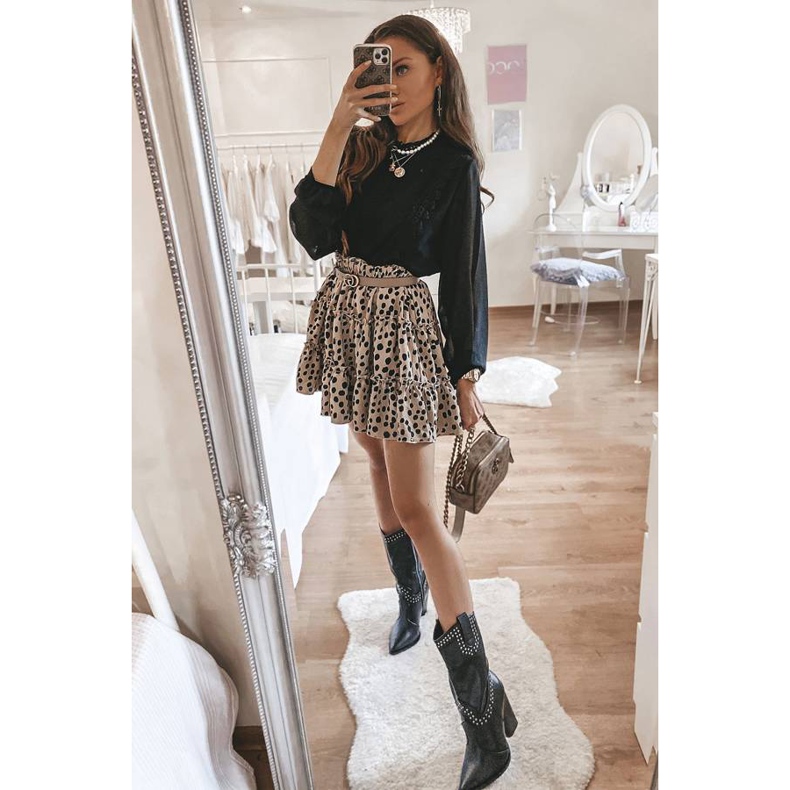 BM Cizme negre de cowboy cu o parte superioară Bora decorată negru 2 BM Cizme negre de cowboy cu o parte superioară Bora decorată negru 2