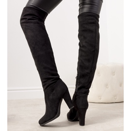 Cizme negre pe stâlp de izolat Licurgo negru 1