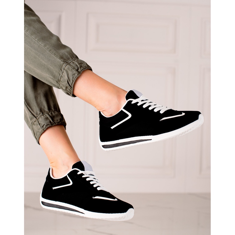 TRENDI Pantofi sport ușori negru 1