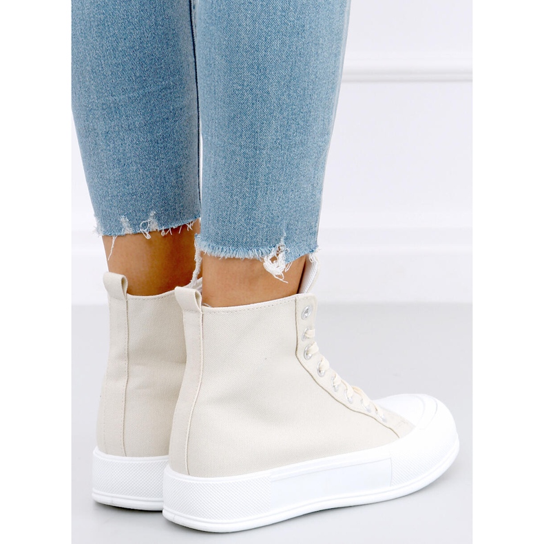 Adidași Kenya bej din pânză la gleznă 1 Adidași Kenya bej din pânză la gleznă 1