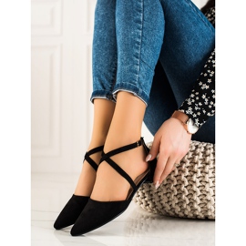 Sabatina Pompele negre în Spitz negru 1