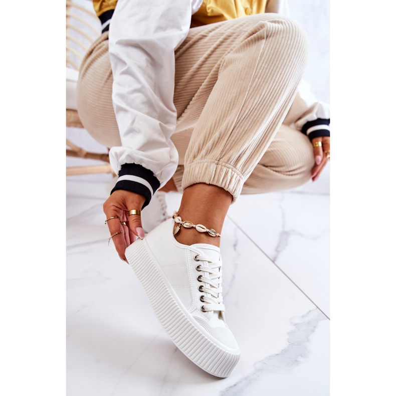 FB2 Pantofi Joși Pe Platforma Albă Mischa 1