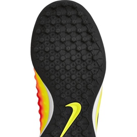 Pantofi de fotbal Nike Magista Opus Ii Tf Jr 844421-708 galben galbeni 1