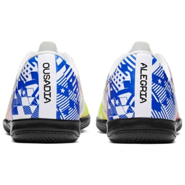 Pantofi de fotbal Nike Mercurial Vapor 13 Academy Njr Ic Jr AT8139 104 multicolor multicolor 4