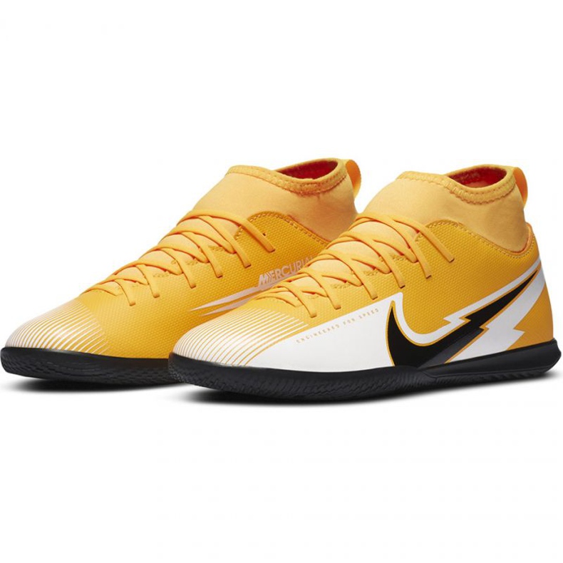 Pantofi de fotbal Nike Mercurial Superfly 7 Club Ic Jr AT8153 801 galben portocale si rosii 1